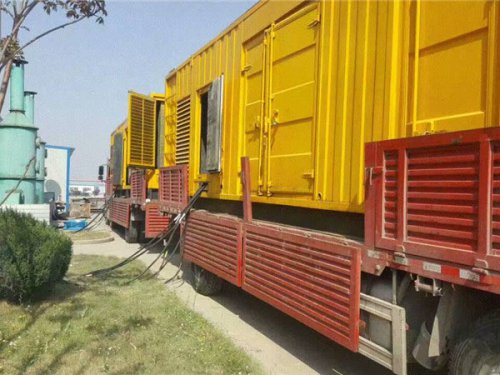 东方计算 200KW 柴油发电机油耗时，需要考虑哪些因素？