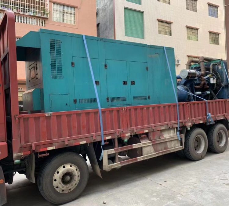 东方如何在不同负载率下确保 400KW 柴油发电机组的正常运行？