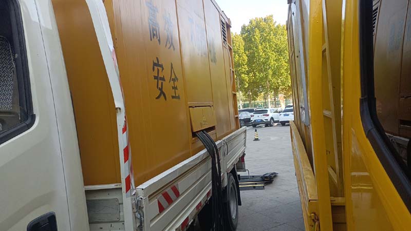 东方如何判断柴油发电机组和UPS电源的切换时间是否符合要求？