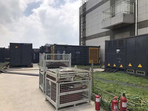 东方除了定期检查，还有哪些方法可以及时发现接触式转速表探头的磨损？